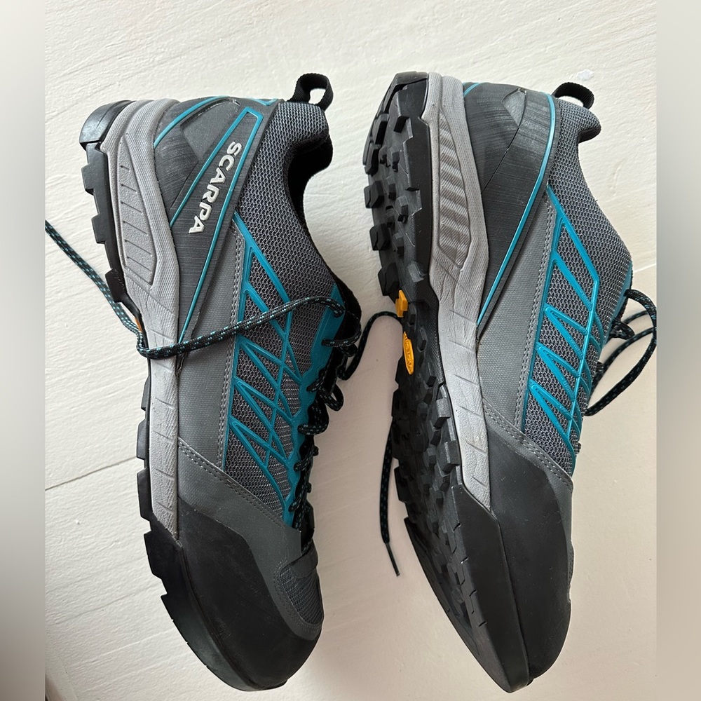 Men’s Scarpa Epic Lite Hiking Shoe Size 13